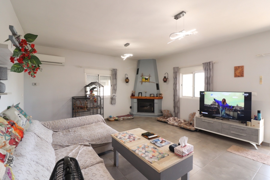 Videresalg - Land Eiendom - Orihuela - La Campaneta