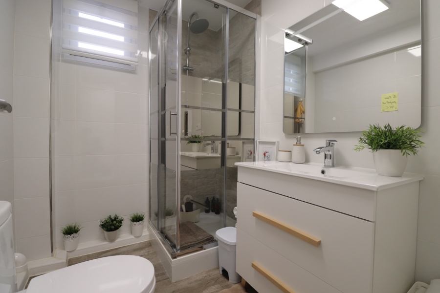 Re-Sale - Detached Villa - Orihuela Costa - Villamartin