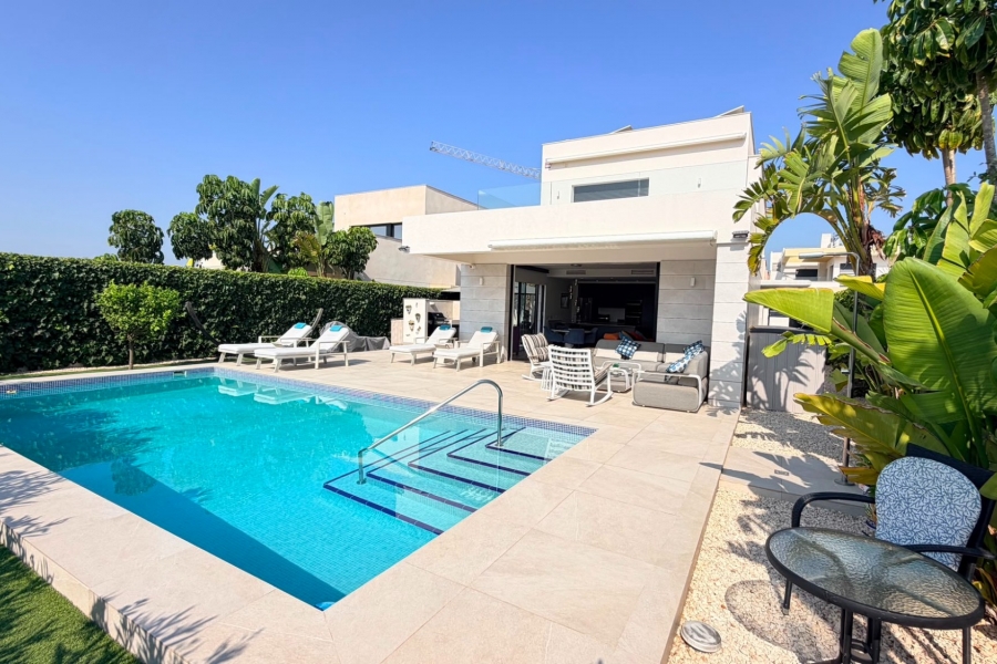 Re-Sale - Detached Villa - Los Montesinos - La Herrada