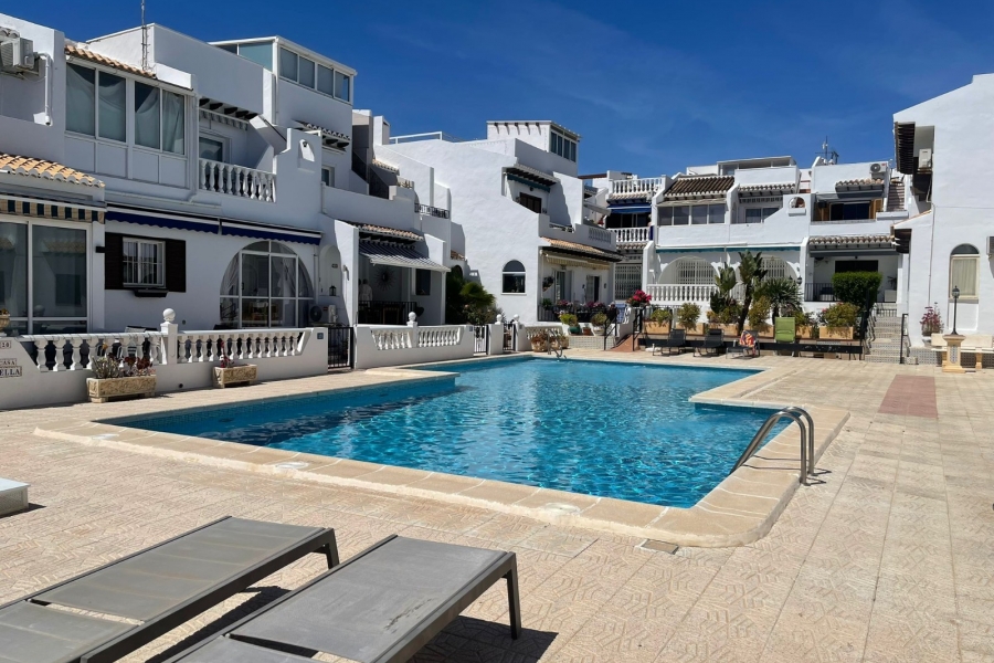 Re-Sale - Townhouse - Ciudad Quesada - Altos de Quesada