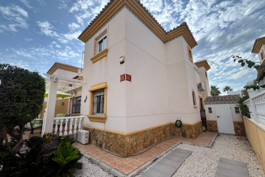 Re-Sale - Quad Villa - Orihuela Costa - Villamartin