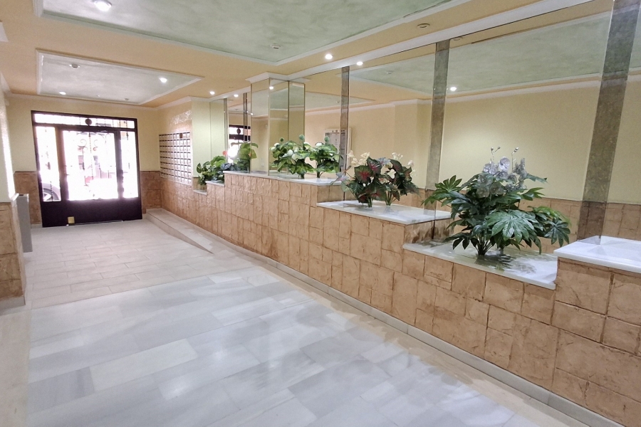 Re-Sale - Apartment - Torrevieja - Torrevieja - Centre