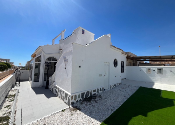 Re-Sale - Quad Villa - Orihuela Costa - Punta Prima