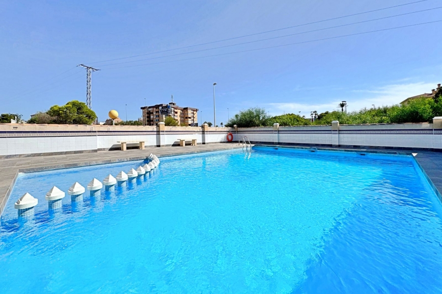 Re-Sale - Apartment - Orihuela Costa - La Zenia