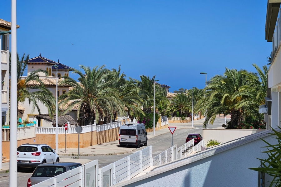 Re-Sale - Apartment - La Marina - El Pinet