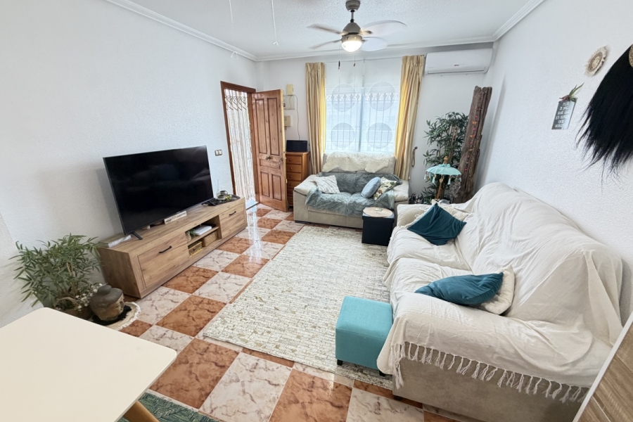 Re-Sale - Bungalow - Orihuela Costa - La Zenia