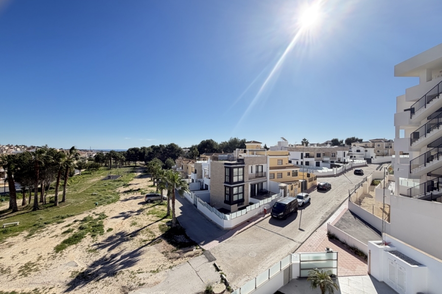Re-Sale - Detached Villa - Orihuela Costa - Villamartin