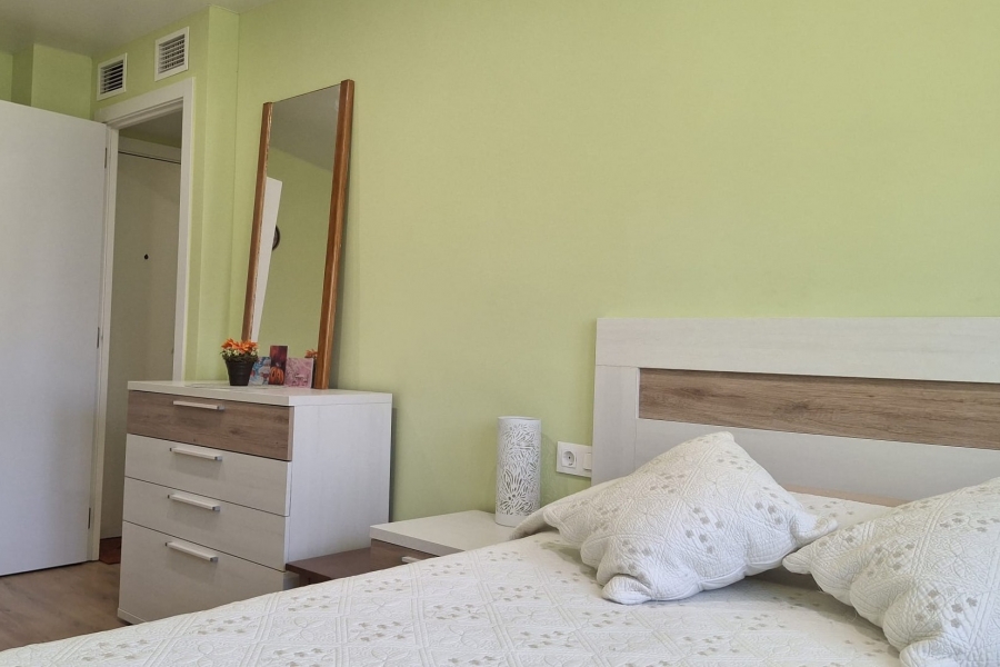 Re-Sale - Apartment - Torrevieja - Torrevieja - Centre