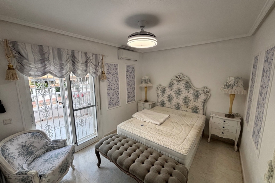 Re-Sale - Townhouse - Benijofar - Monte Azul