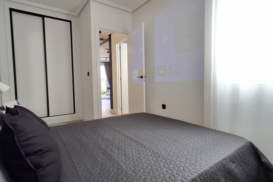 Re-Sale - Apartment - Torrevieja - Torrevieja - Centre