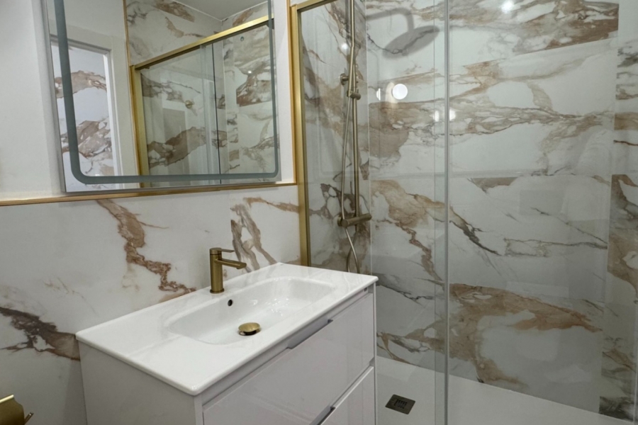 Re-Sale - Apartment - Orihuela Costa - Punta Prima