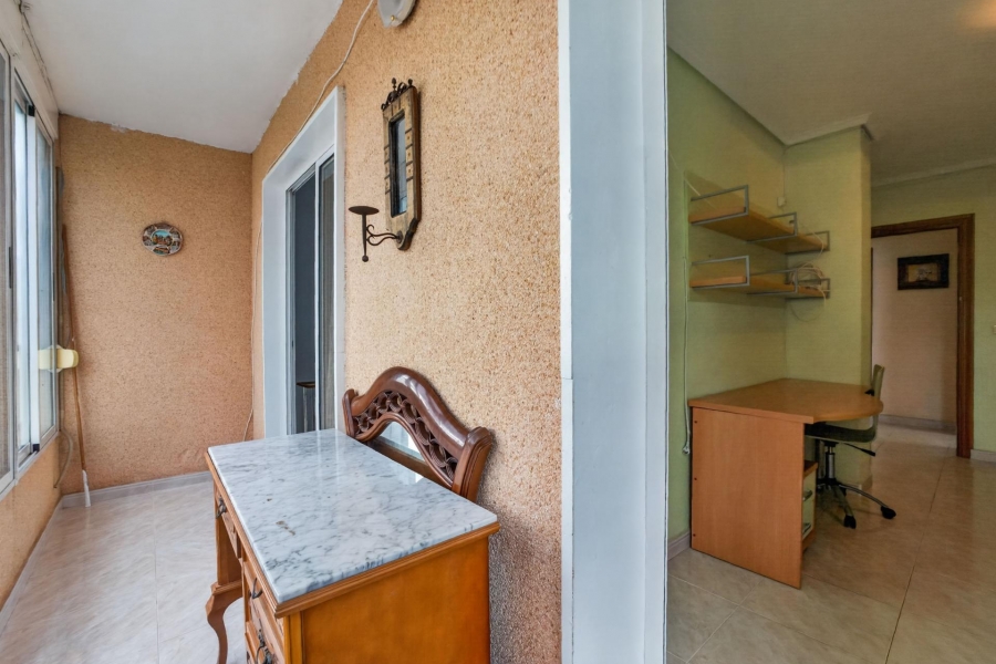 Re-Sale - Apartment - Torrevieja - Torrevieja - Centre