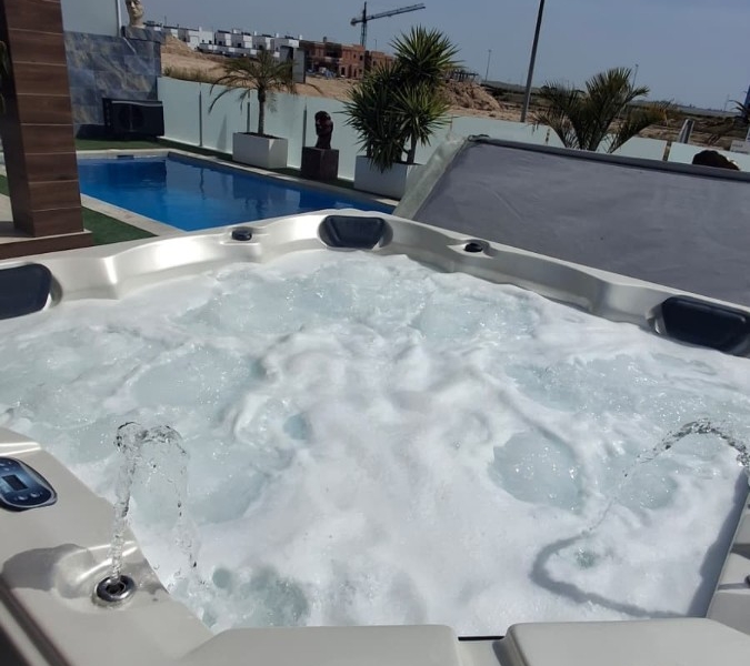 Re-Sale - Detached Villa - Los Montesinos - Entre Naranjos / Vistabella Golf