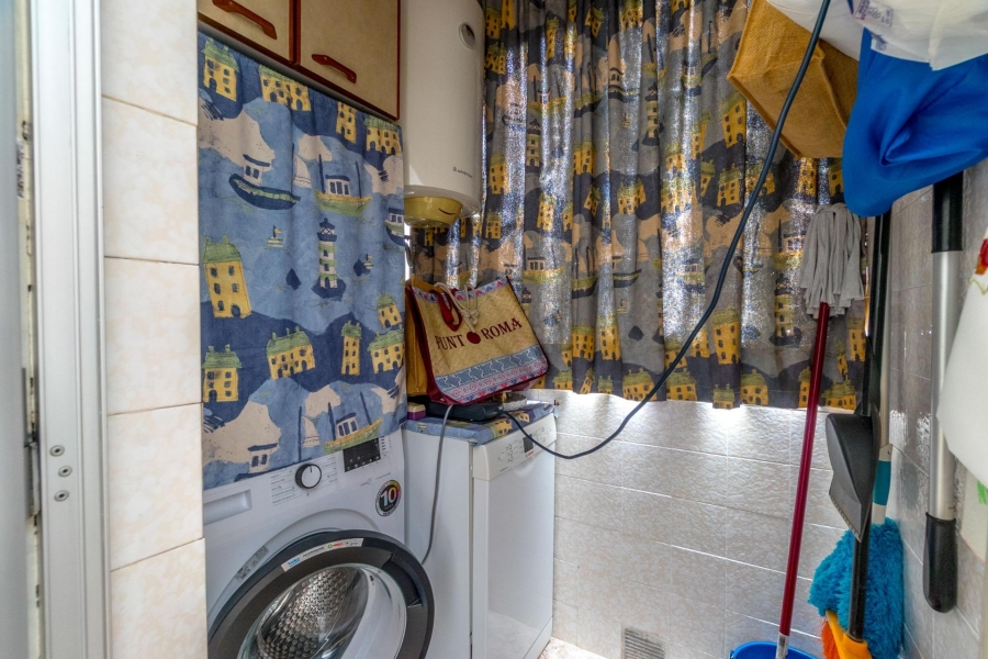 Re-Sale - Apartment - Torrevieja - Torrevieja - Centre