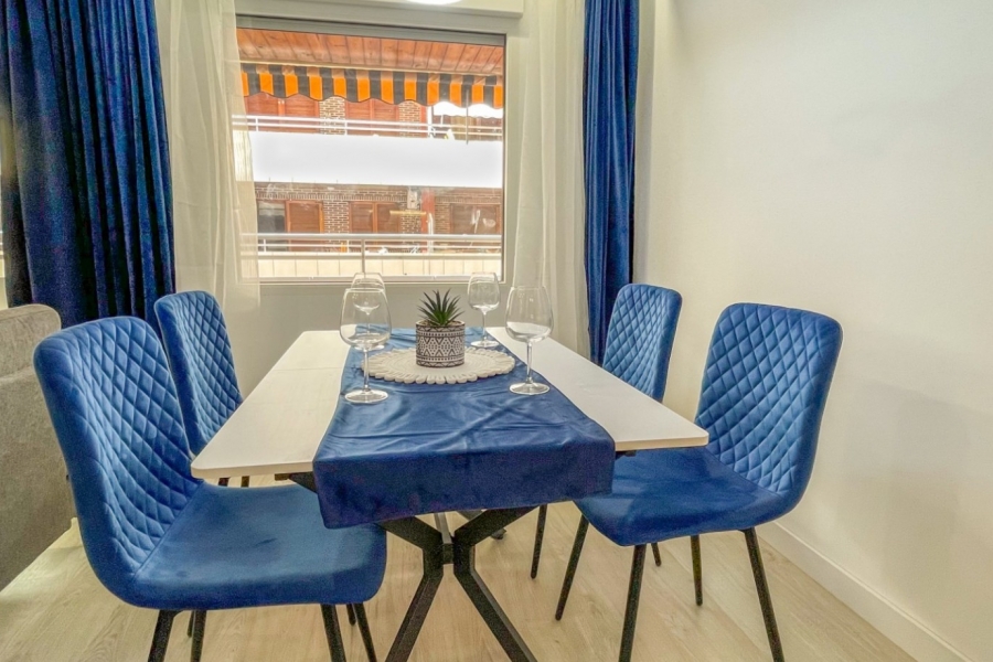 Re-Sale - Apartment - Torrevieja - Playa Acequion