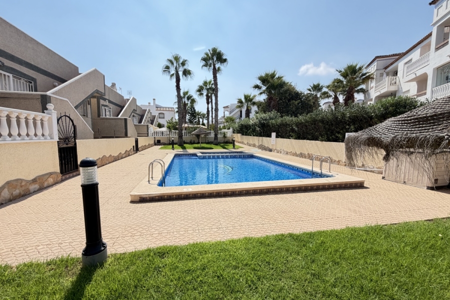 Re-Sale - Detached Villa - Orihuela Costa - Villamartin