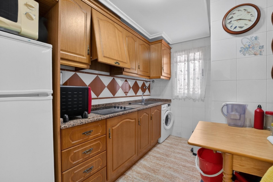 Re-Sale - Apartment - Torrevieja - Playa Los Locos