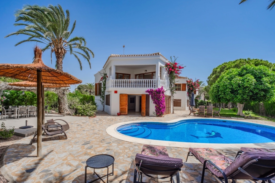 Re-Sale - Detached Villa - Orihuela Costa - Cabo Roig