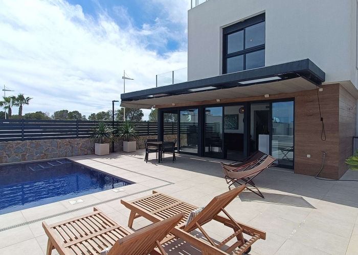 Re-Sale - Detached Villa - Algorfa - La Finca Golf Resort