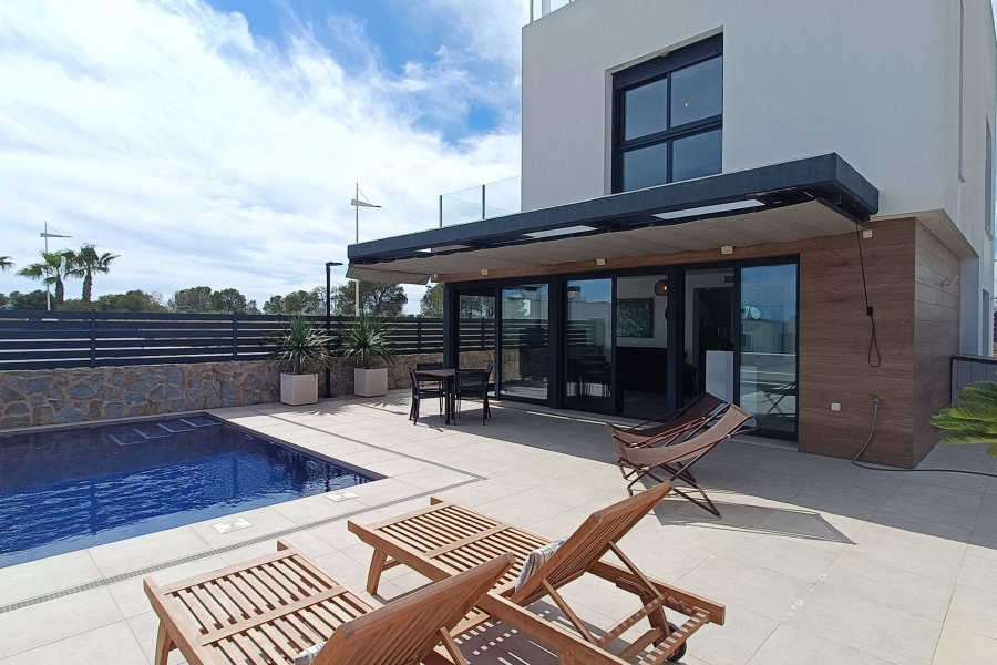 Re-Sale - Detached Villa - Algorfa - La Finca Golf Resort