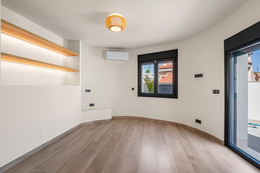 Re-Sale - Detached Villa - Ciudad Quesada - La Marquesa