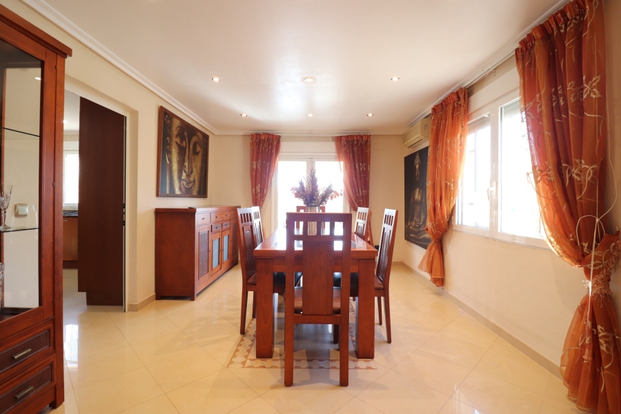 Re-Sale - Detached Villa - La Marina - La Escuera