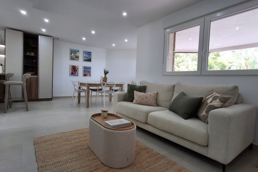 Re-Sale - Apartment - Torrevieja - Playa Acequion