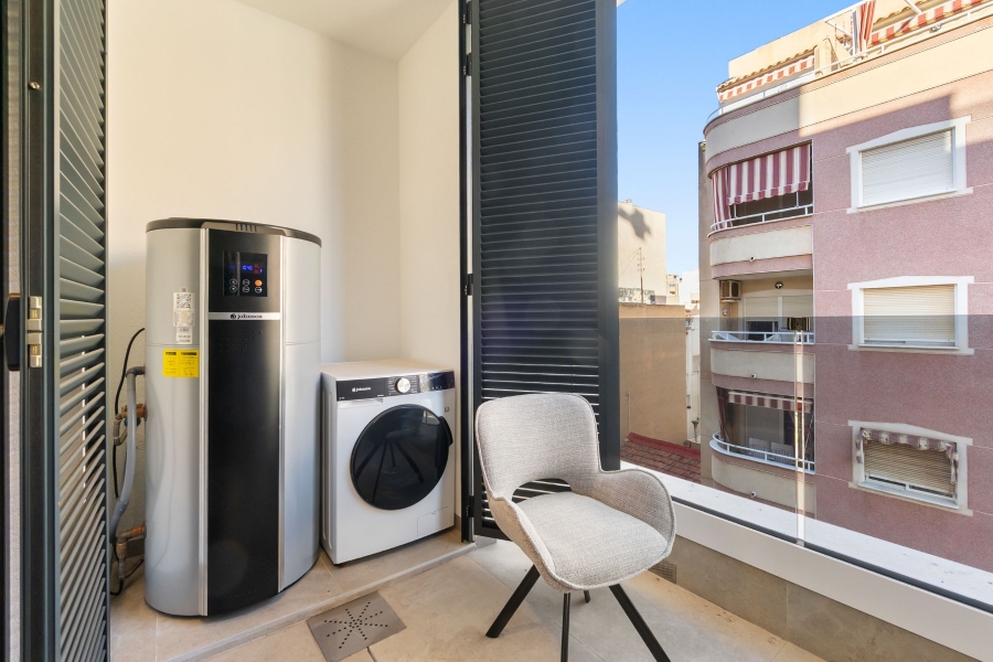 Re-Sale - Apartment - Torrevieja - Playa Del Cura