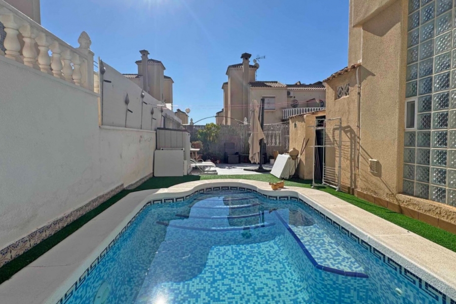 Re-Sale - Townhouse - Orihuela Costa - Villamartin