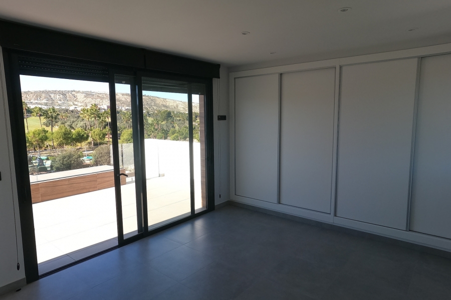 Re-Sale - Detached Villa - Algorfa - La Finca Golf Resort