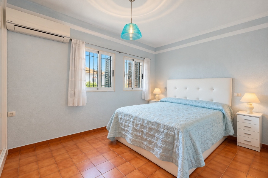Re-Sale - Townhouse - Torrevieja - Torrevieja - Centre