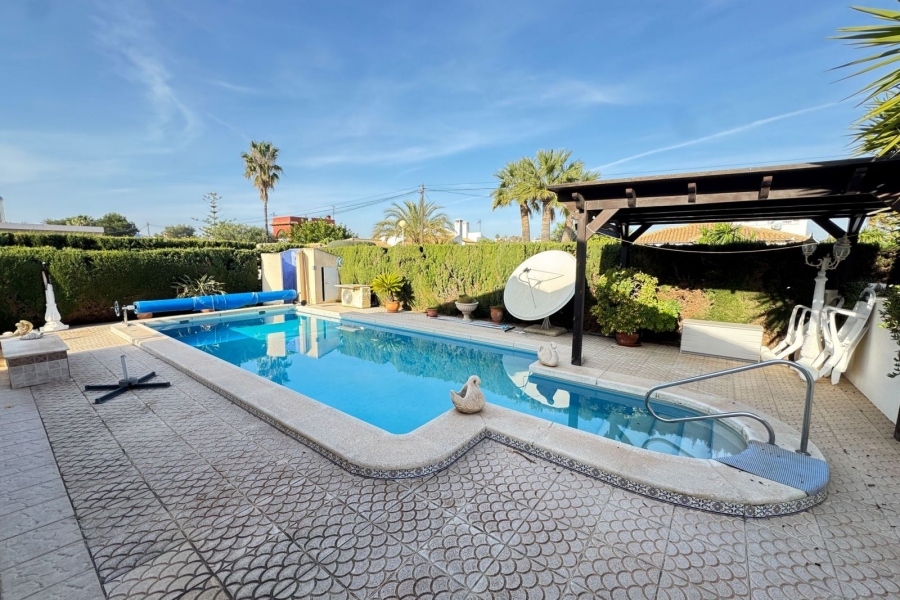 Re-Sale - Detached Villa - Orihuela Costa - Cabo Roig