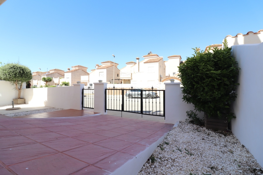 Re-Sale - Detached Villa - San Miguel de Salinas - Lake View Mansions