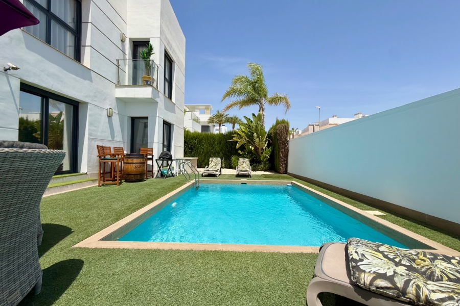 Re-Sale - Detached Villa - Ciudad Quesada - Doña Pepa