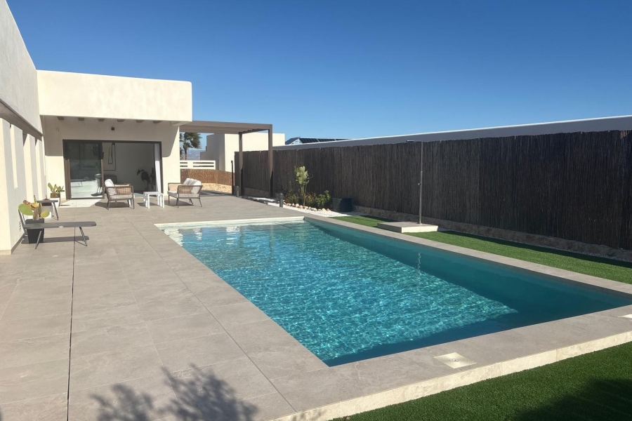 Re-Sale - Detached Villa - Algorfa - La Finca Golf Resort