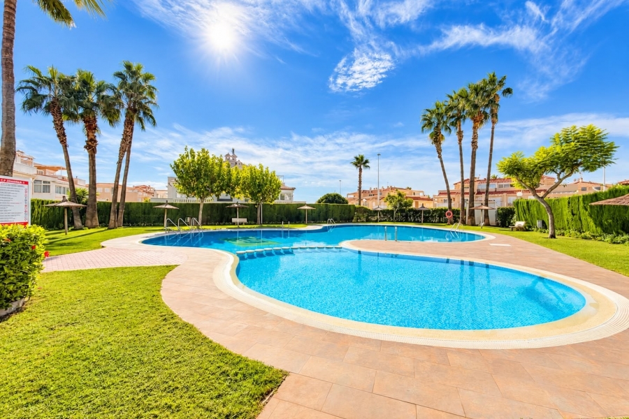 Re-Sale - Semi Detached Villa - Orihuela Costa - Playa Flamenca