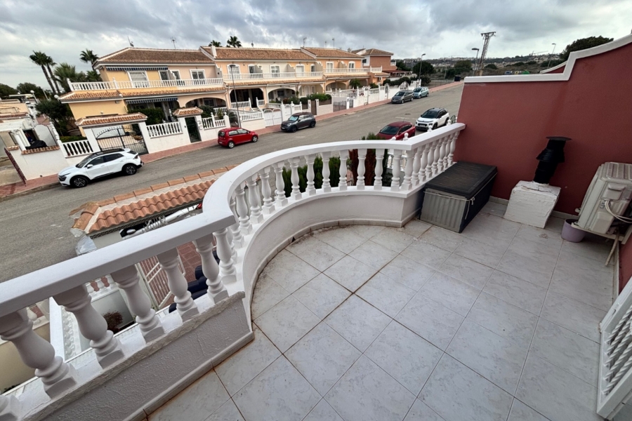 Re-Sale - Townhouse - Benijofar - Monte Azul