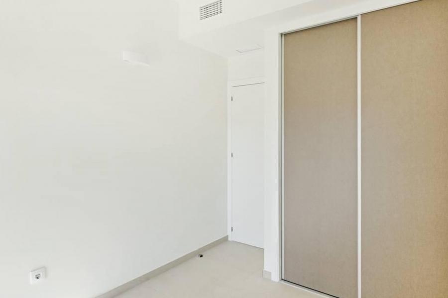 Re-Sale - Apartment - Torrevieja - La Veleta