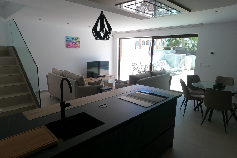 Re-Sale - Detached Villa - Algorfa - La Finca Golf Resort
