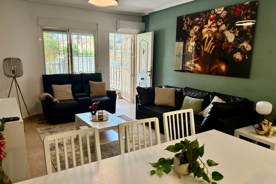 Re-Sale - Apartment - Orihuela Costa - Villamartin