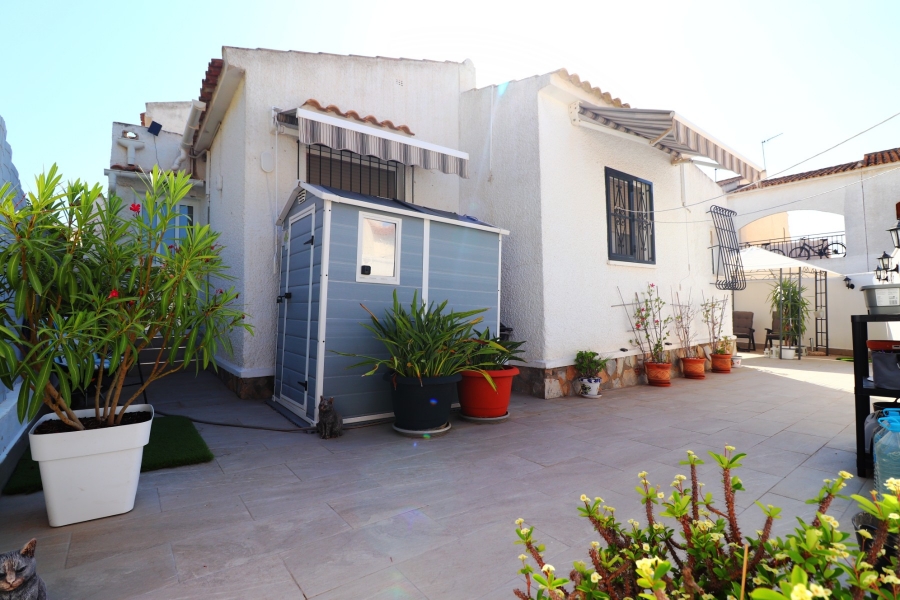 Re-Sale - Detached Villa - Orihuela Costa - La Florida