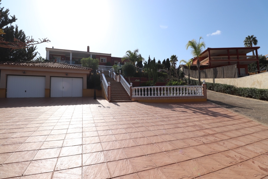 Re-Sale - Detached Villa - Algorfa - Lomas de La Juliana