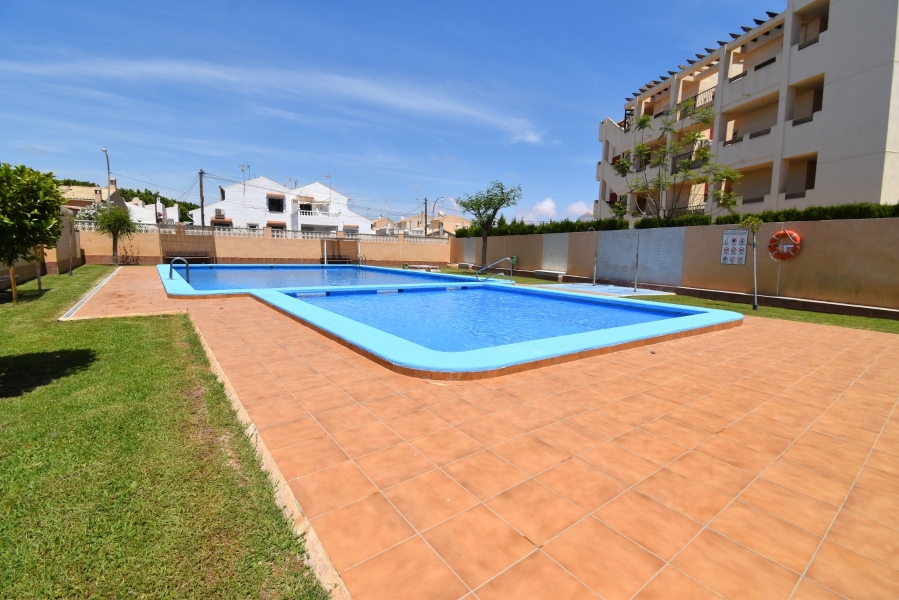 Re-Sale - Semi Detached Villa - Orihuela Costa - Playa Flamenca