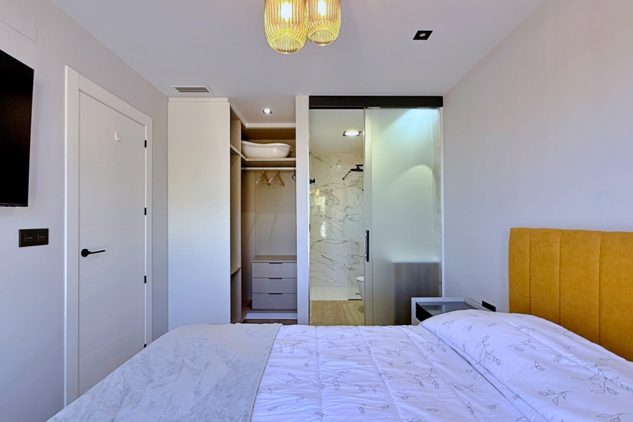 Re-Sale - Apartment - Orihuela Costa - Punta Prima