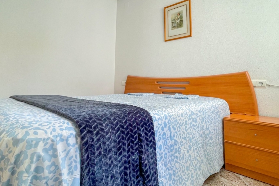 Re-Sale - Apartment - Torrevieja - Torrevieja - Centre