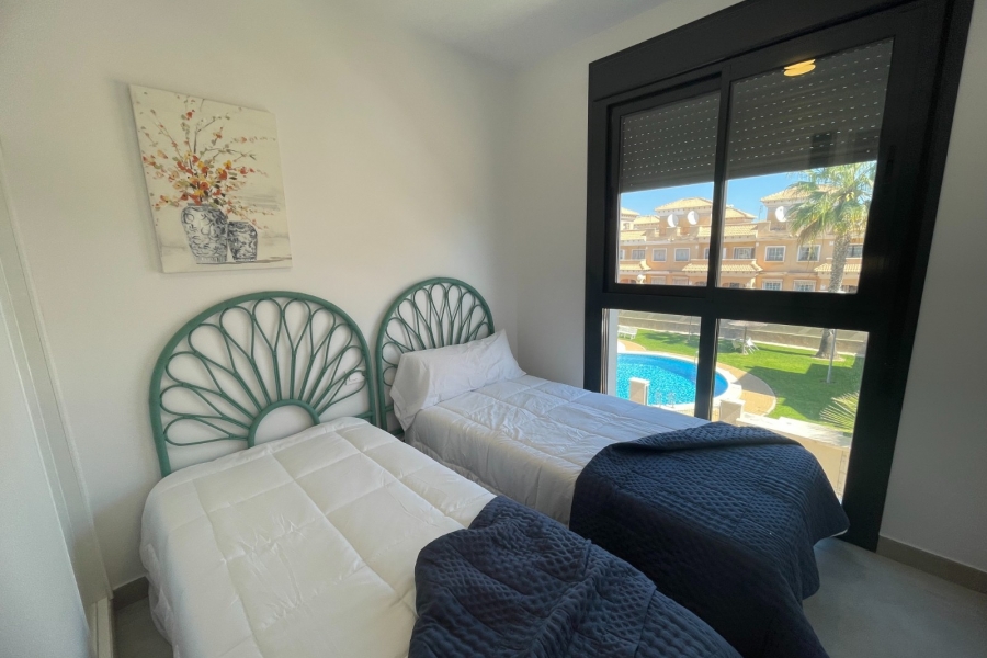 Re-Sale - Apartment - Orihuela Costa - Villamartin