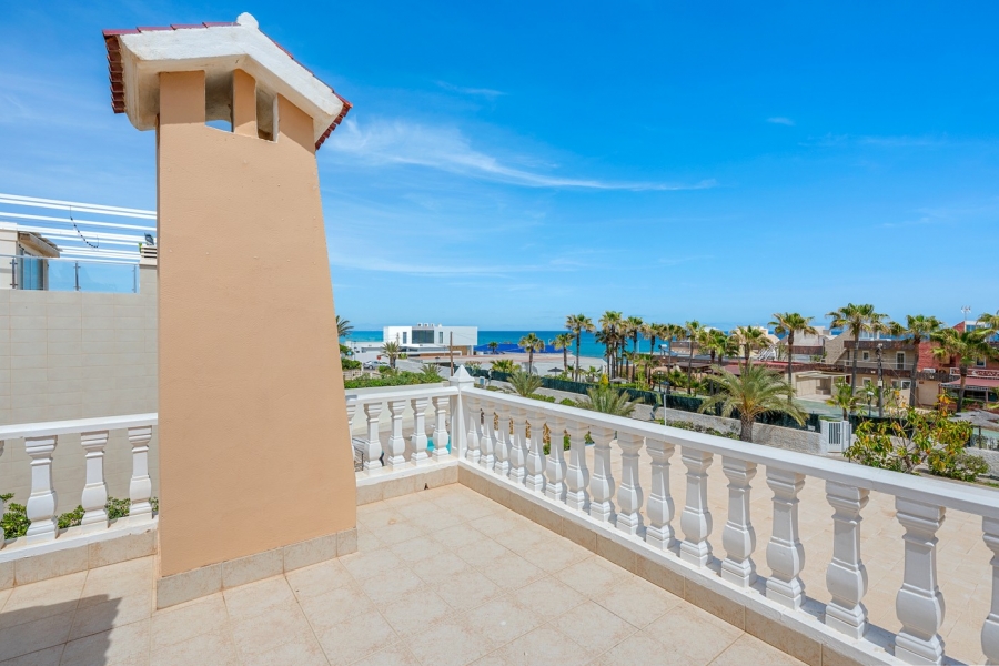 Re-Sale - Detached Villa - Torrevieja - Torre La Mata