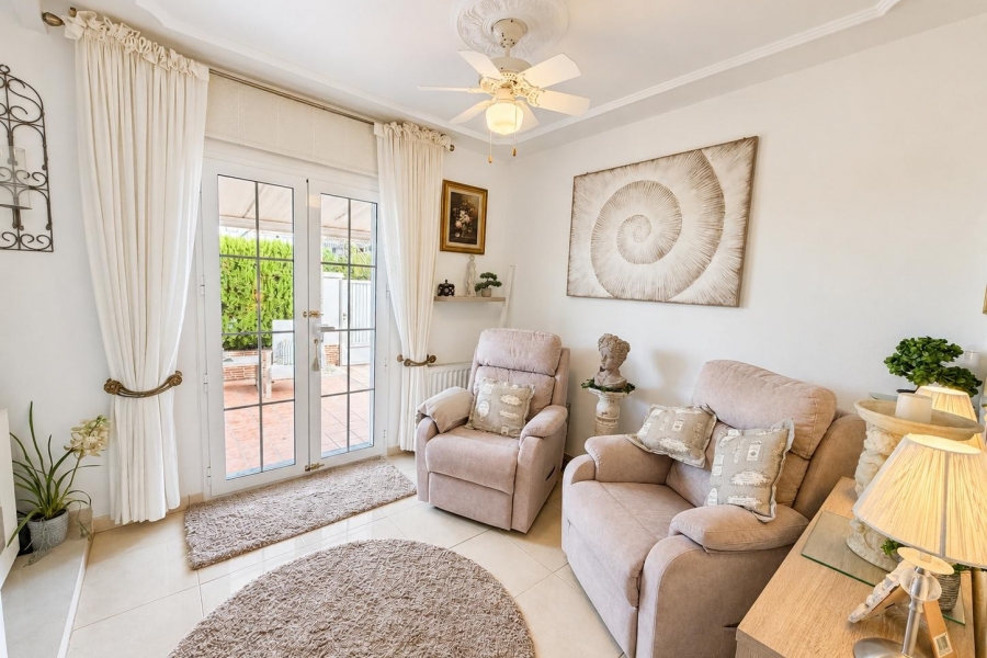 Re-Sale - Semi Detached Villa - Orihuela Costa - Villamartin