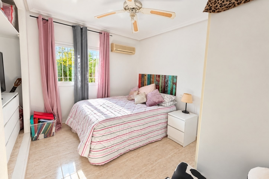 Re-Sale - Semi Detached Villa - Orihuela Costa - Playa Flamenca