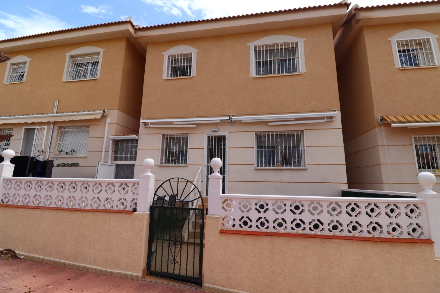 Re-Sale - Townhouse - Benijofar - Monte Azul